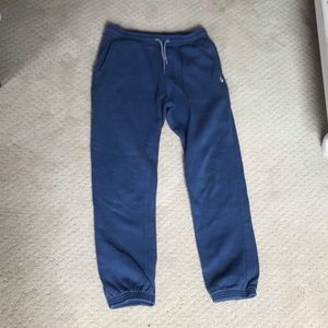 Volcom YOUTH XL navy sweatpants.